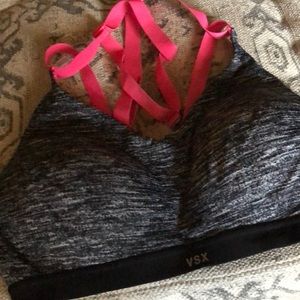 VS Sports Bra 34D
